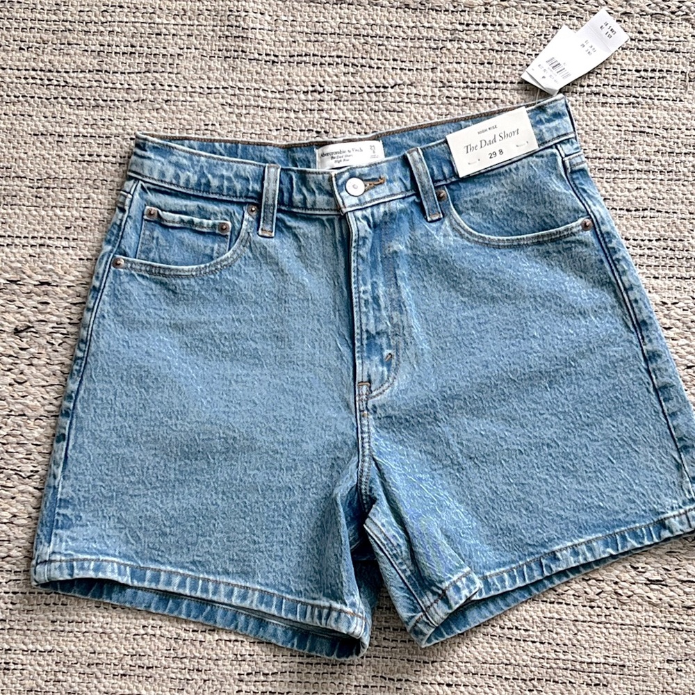 Abercrombie High Rise Dad Short size 8/29